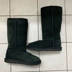 Classic UGG tall kids boot- size 2